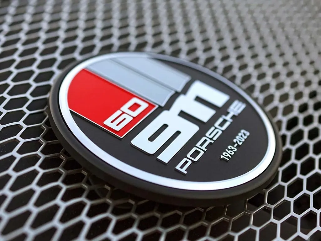 Porsche 911,autocango,china used car exporter,china ev exporter,chinese used car exporter,chinese used ev exporter