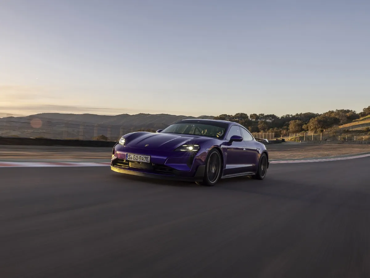 Porsche Taycan,autocango,china used car exporter,china ev exporter,chinese used car exporter,chinese used ev exporter Porsche Taycan,autocango,china used car exporter,china ev exporter,chinese used car exporter,chinese used ev exporter