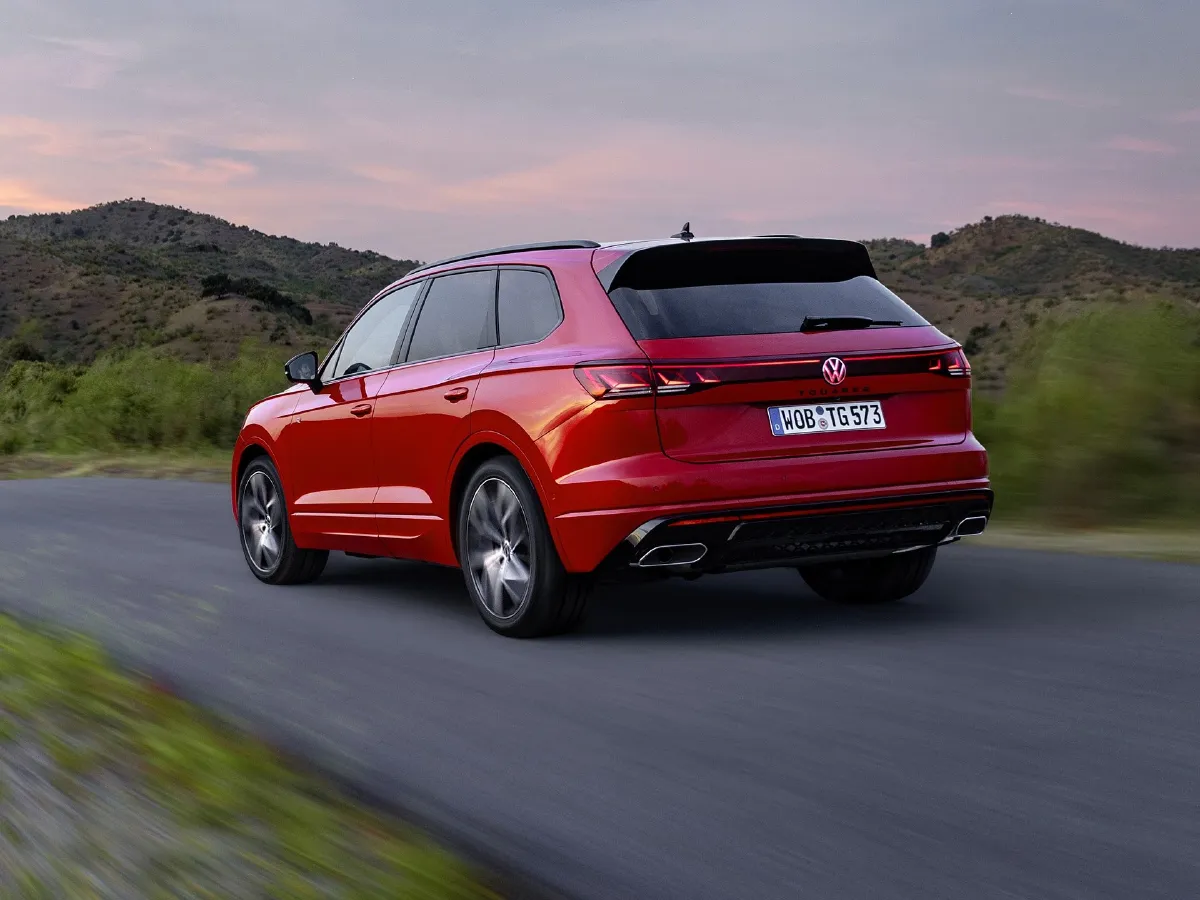 Volkswagen Touareg,autocango,china used car exporter,china ev exporter,chinese used car exporter,chinese used ev exporter