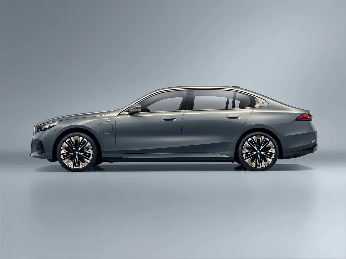 BMW i5,autocango,china used car exporter,china ev exporter,chinese used car exporter,chinese used ev exporter