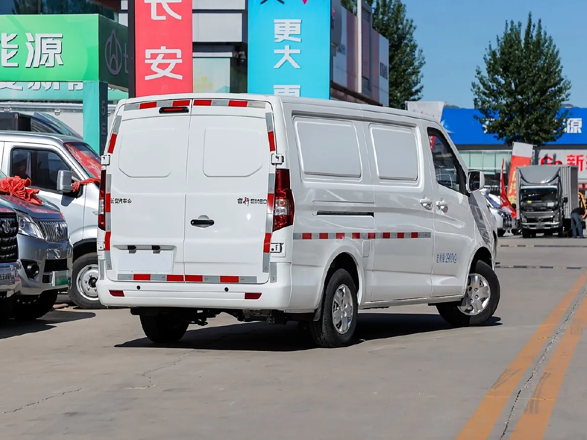 ChangAn Kaicene RuiXing EM80,autocango,china used car exporter,china ev exporter,chinese used car exporter,chinese used ev exporter