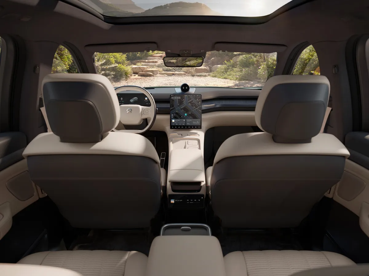 NIO ES8,autocango,china used car exporter,china ev exporter,chinese used car exporter,chinese used ev exporter