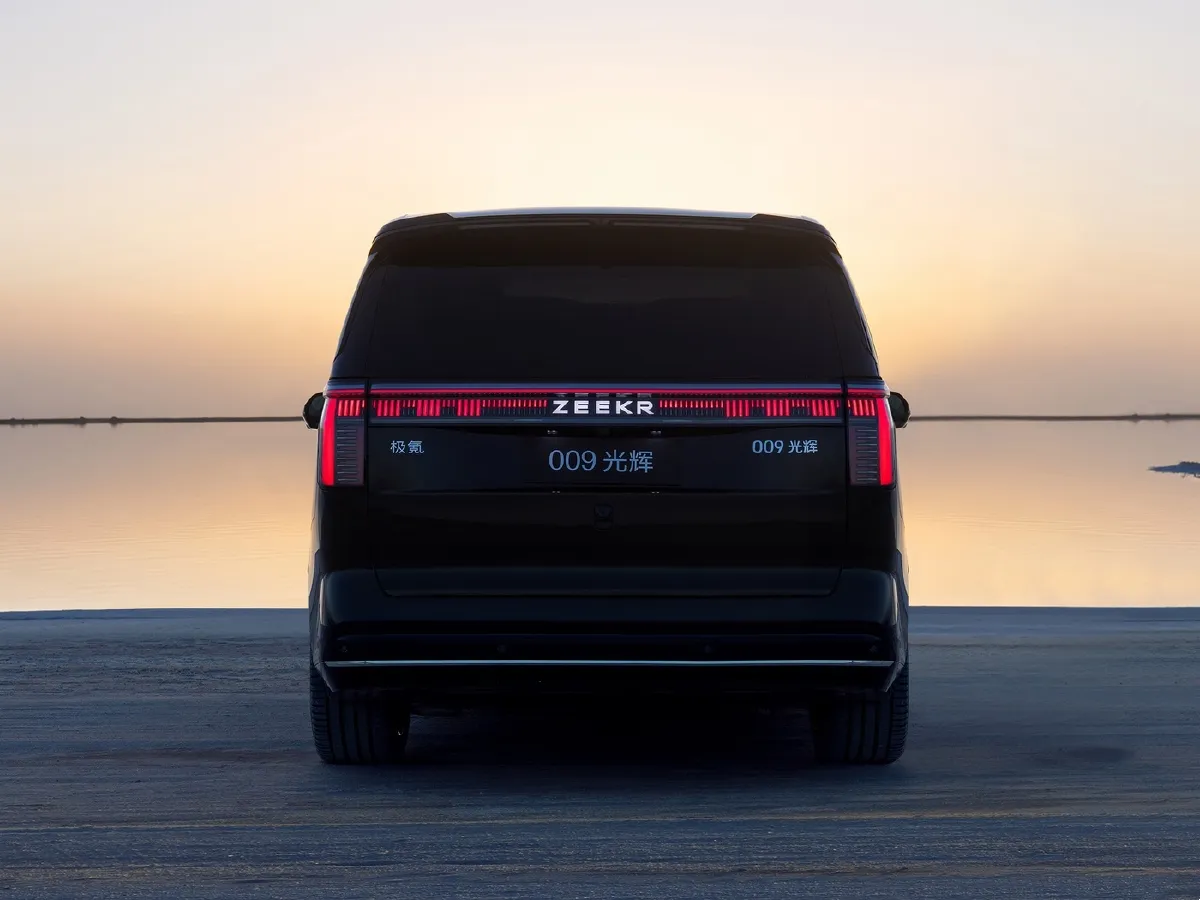 Zeekr 009,autocango,china used car exporter,china ev exporter,chinese used car exporter,chinese used ev exporter