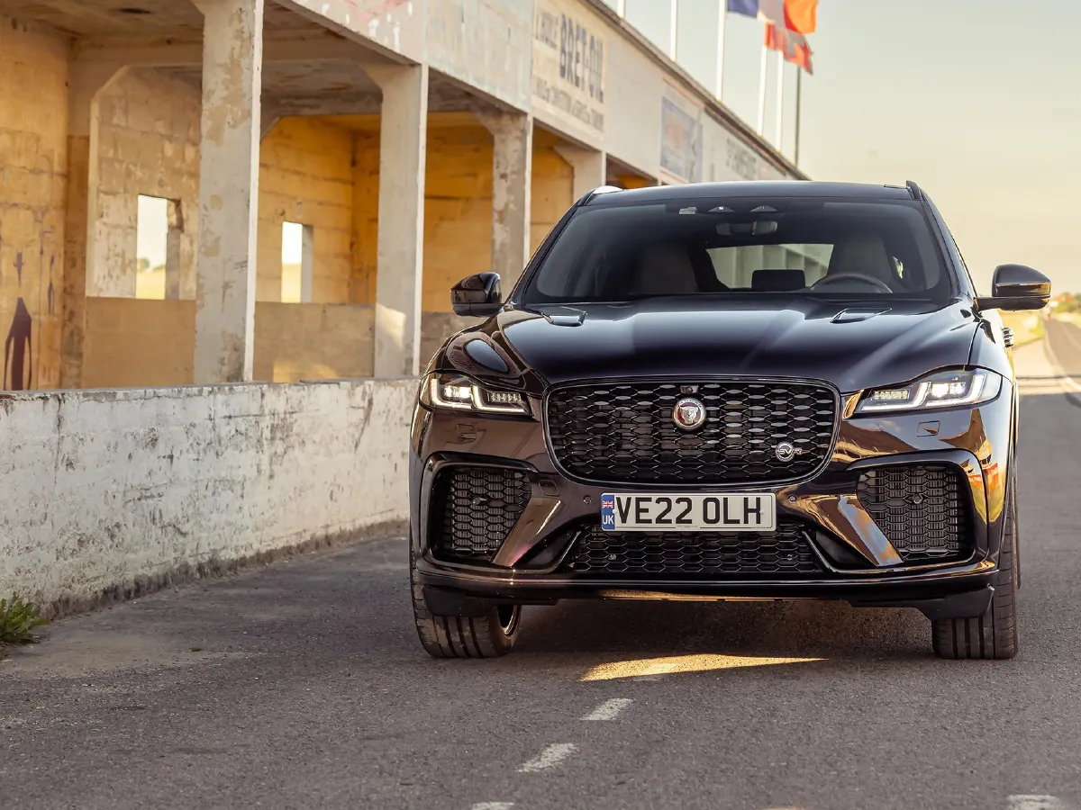 Jaguar F-PACE,autocango,china used car exporter,china ev exporter,chinese used car exporter,chinese used ev exporter