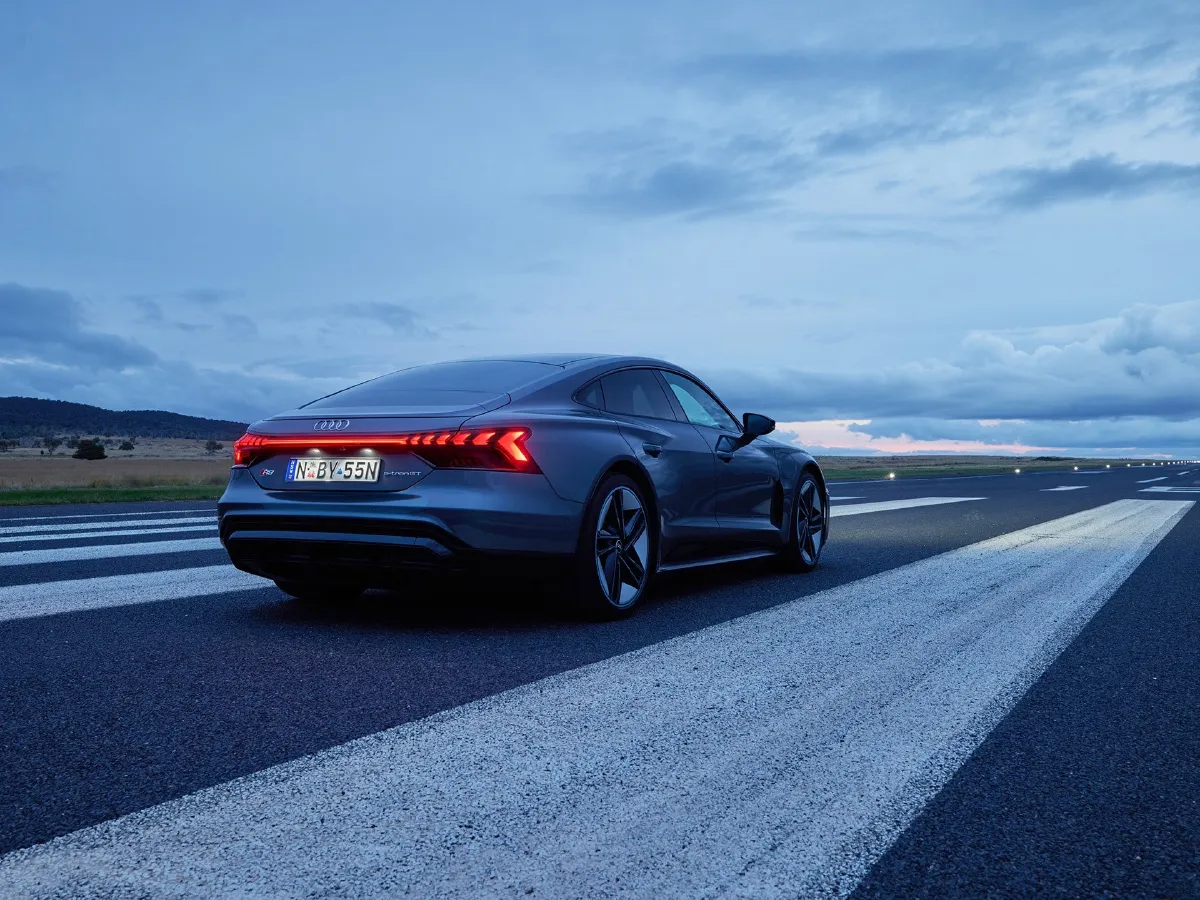 2023 Audi RS e-tron GT 2AT BEV 93.4KWH,autocango,china used car exporter,china ev exporter,chinese used car exporter,chinese used ev exporter