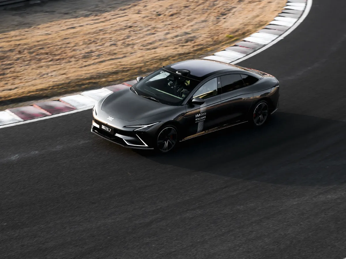 IM L7,autocango,china used car exporter,china ev exporter,chinese used car exporter,chinese used ev exporter