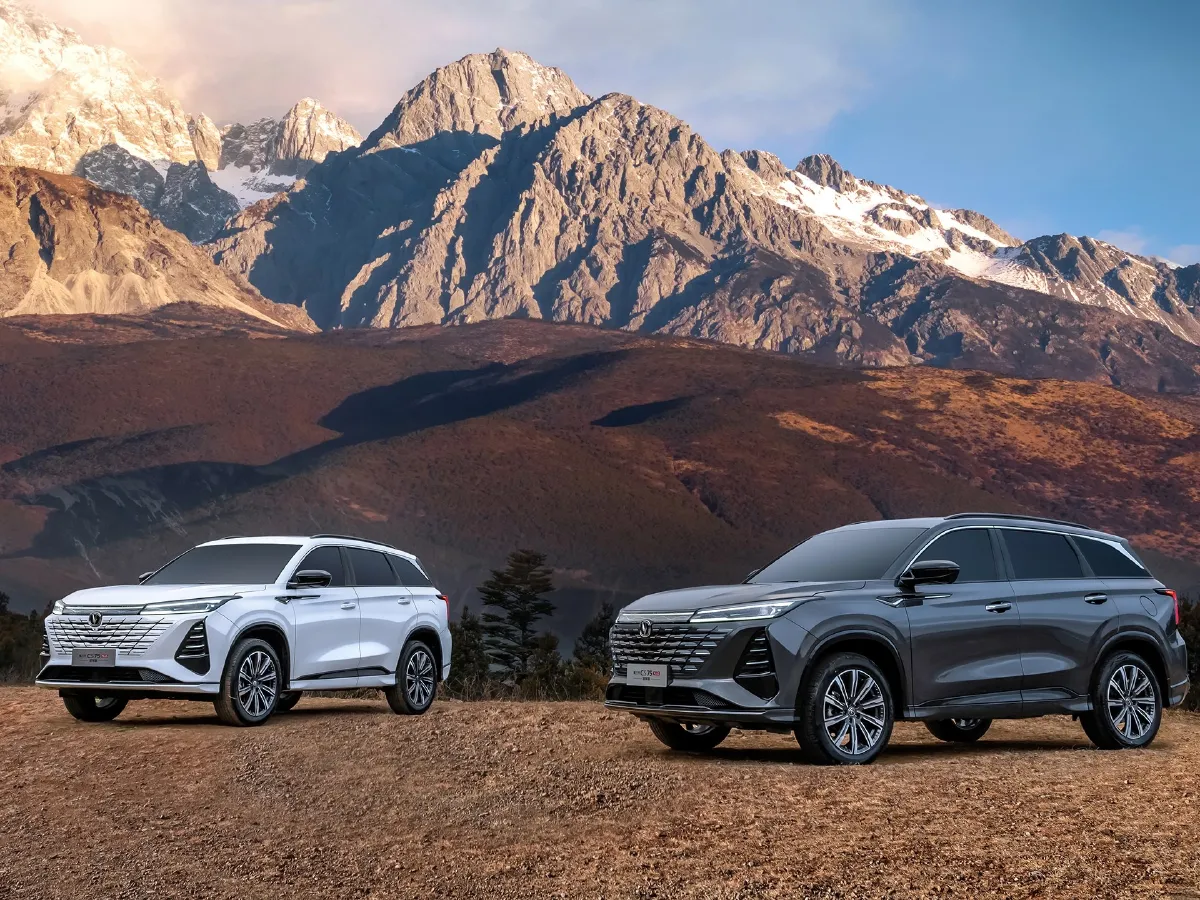 ChangAn CS75 Plus,autocango,china used car exporter,china ev exporter,chinese used car exporter,chinese used ev exporter