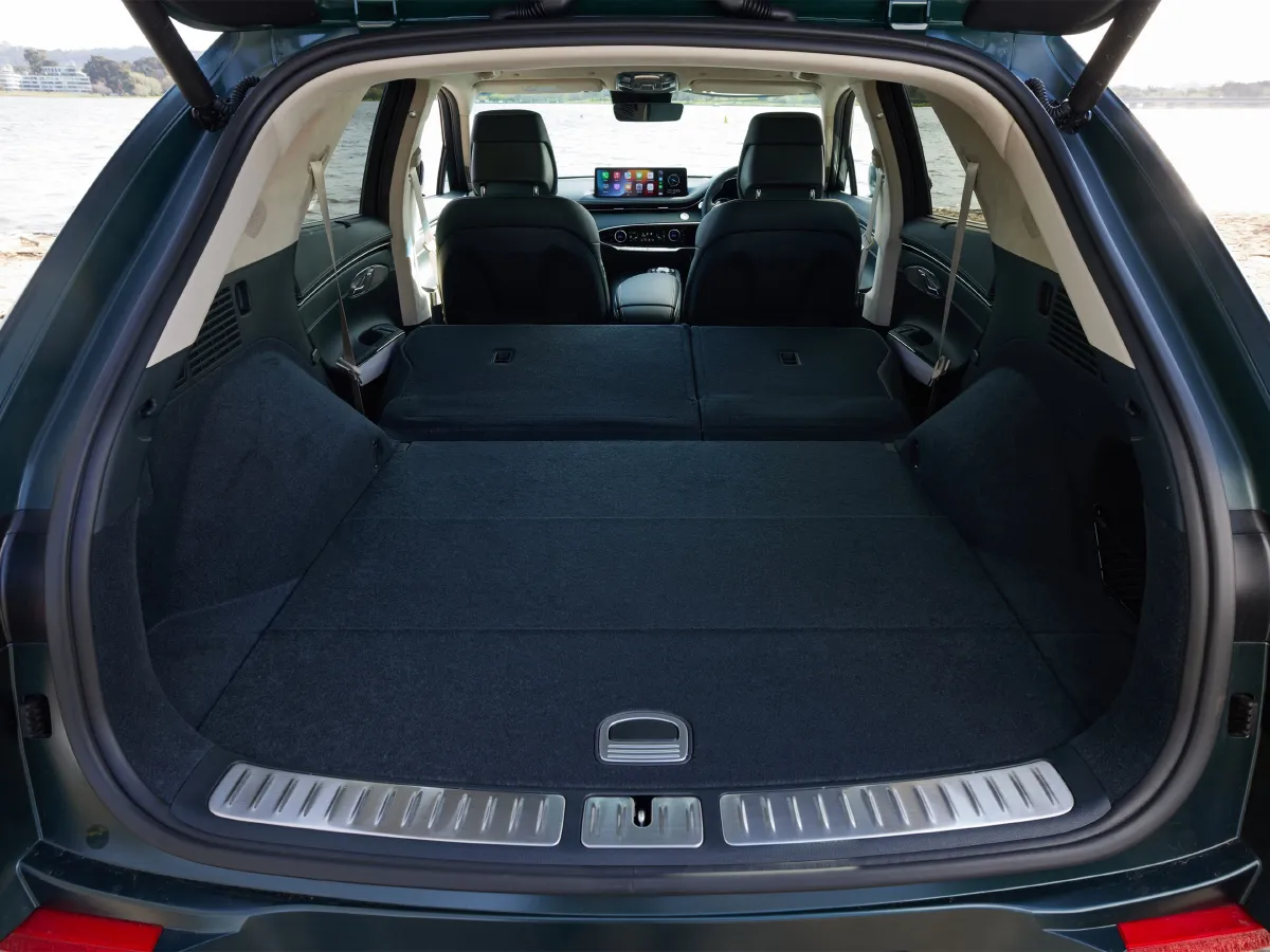 Genesis GV70,autocango,china used car exporter,china ev exporter,chinese used car exporter,chinese used ev exporter