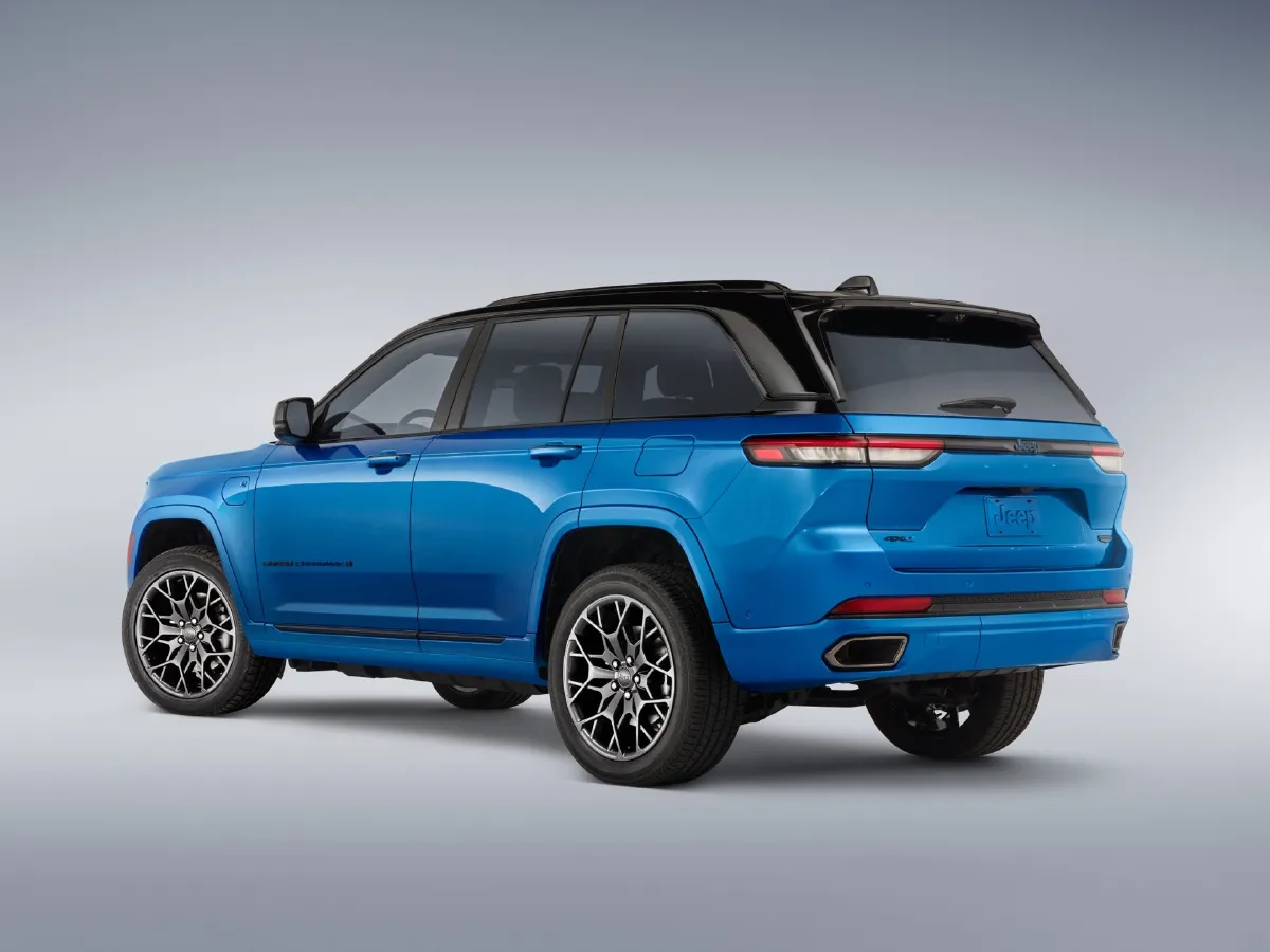 Jeep Grand Cherokee 4XE,autocango,china used car exporter,china ev exporter,chinese used car exporter,chinese used ev exporter