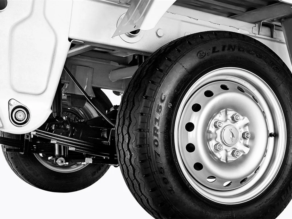 JinBei JinKa S3,autocango,china used car exporter,china ev exporter,chinese used car exporter,chinese used ev exporter