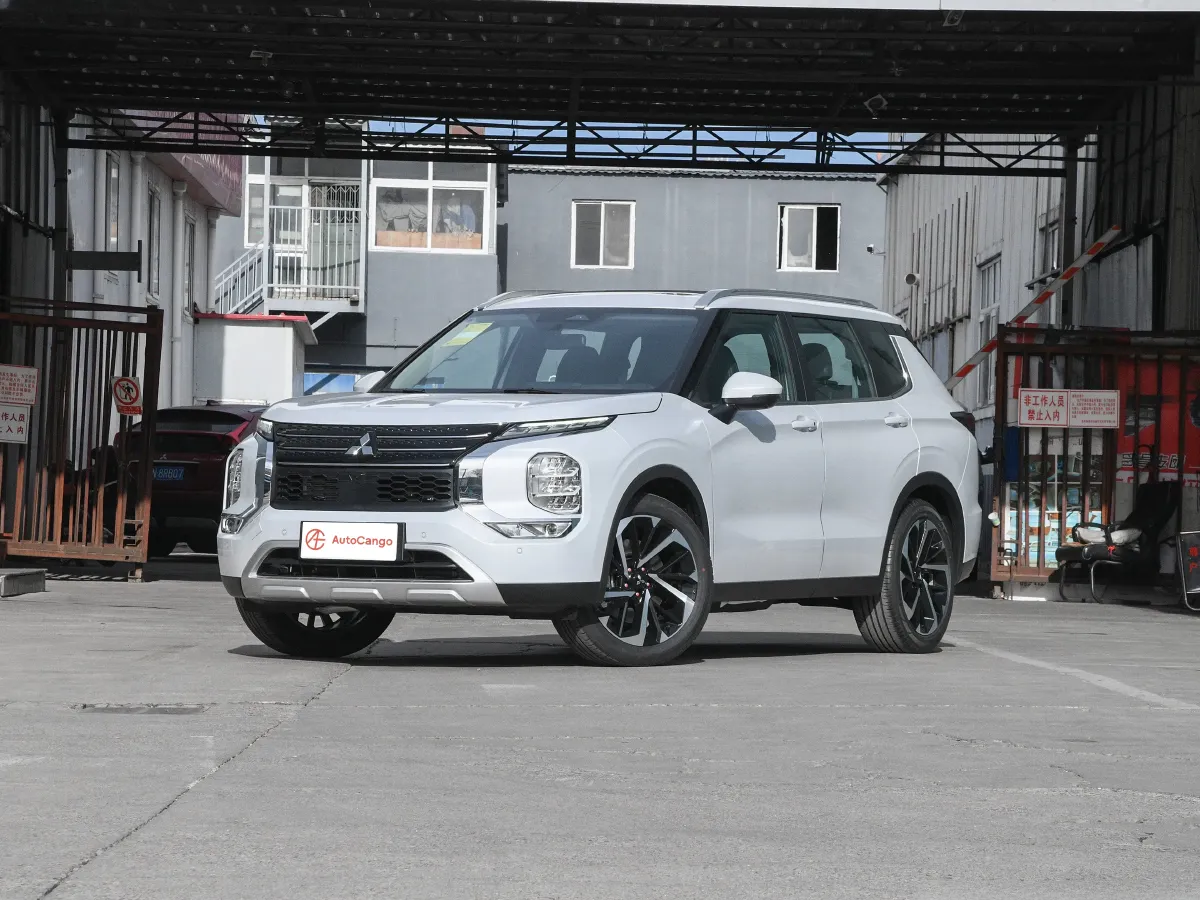 Mitsubishi Outlander,autocango,china used car exporter,china ev exporter,chinese used car exporter,chinese used ev exporter