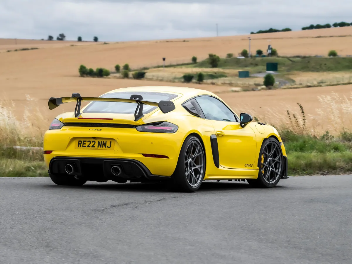 Porsche 718,autocango,china used car exporter,china ev exporter,chinese used car exporter,chinese used ev exporter