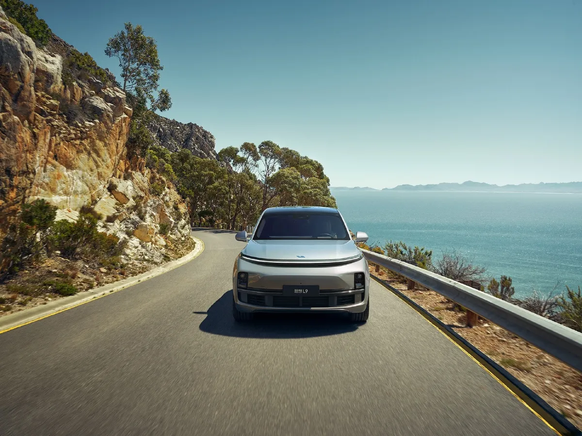 Li L9,autocango,china used car exporter,china ev exporter,chinese used car exporter,chinese used ev exporter