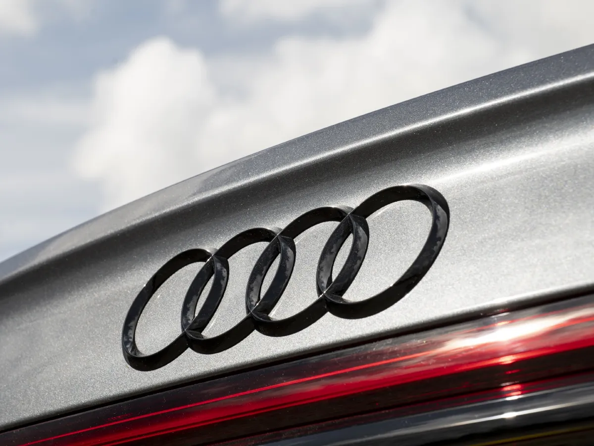 Audi S8,autocango,china used car exporter,china ev exporter,chinese used car exporter,chinese used ev exporter Audi S8,autocango,china used car exporter,china ev exporter,chinese used car exporter,chinese used ev exporter