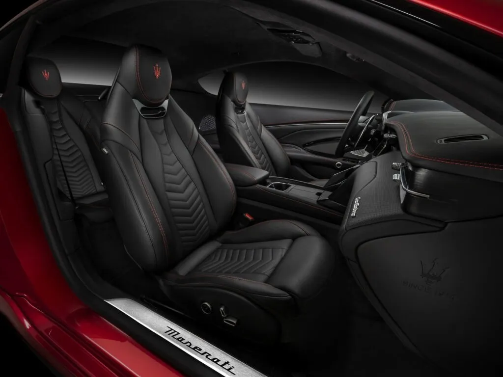 Maserati GranTurismo,autocango,china used car exporter,china ev exporter,chinese used car exporter,chinese used ev exporter Maserati GranTurismo,autocango,china used car exporter,china ev exporter,chinese used car exporter,chinese used ev exporter