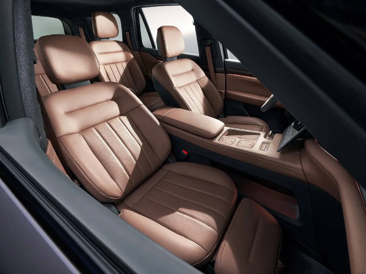 NIO ES8,autocango,china used car exporter,china ev exporter,chinese used car exporter,chinese used ev exporter