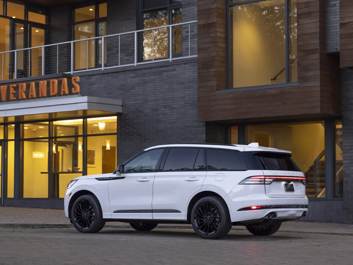 Lincoln Aviator,autocango,china used car exporter,china ev exporter,chinese used car exporter,chinese used ev exporter