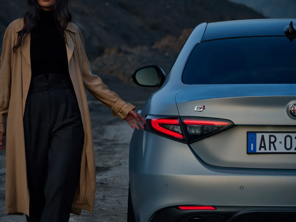 Alfa Romeo Giulia,autocango,china used car exporter,china ev exporter,chinese used car exporter,chinese used ev exporter