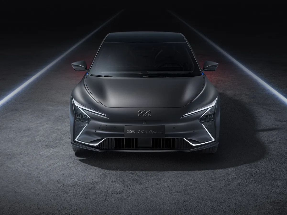 IM L7,autocango,china used car exporter,china ev exporter,chinese used car exporter,chinese used ev exporter