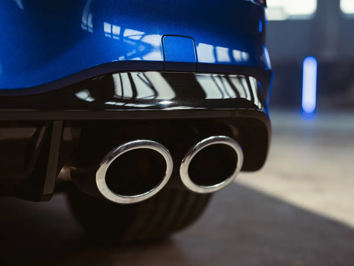 2011 Volkswagen Golf 2.0T 256HP L4 6DCT,autocango,china used car exporter,china ev exporter,chinese used car exporter,chinese used ev exporter