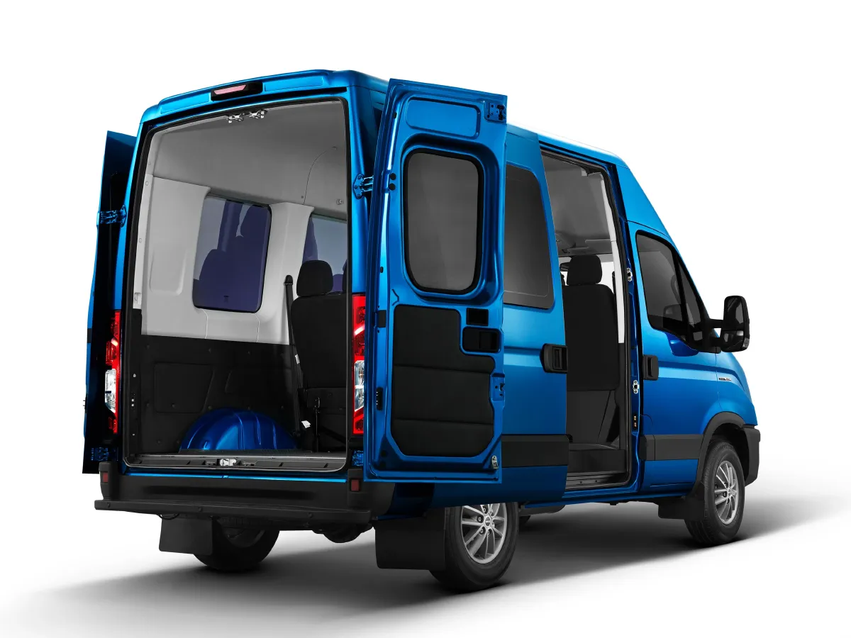 Iveco OuSheng,autocango,china used car exporter,china ev exporter,chinese used car exporter,chinese used ev exporter