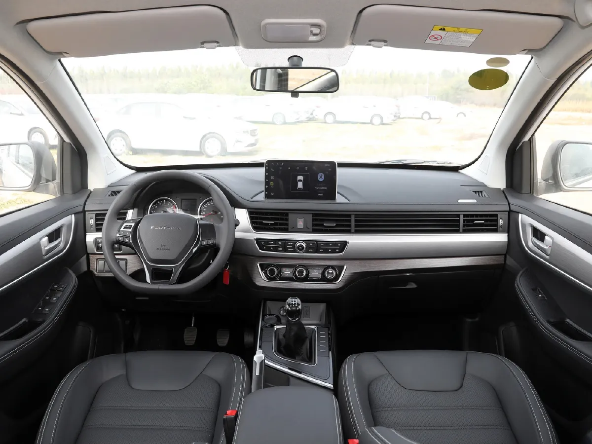 DongFeng Forthing SX6,autocango,china used car exporter,china ev exporter,chinese used car exporter,chinese used ev exporter DongFeng Forthing SX6,autocango,china used car exporter,china ev exporter,chinese used car exporter,chinese used ev exporter