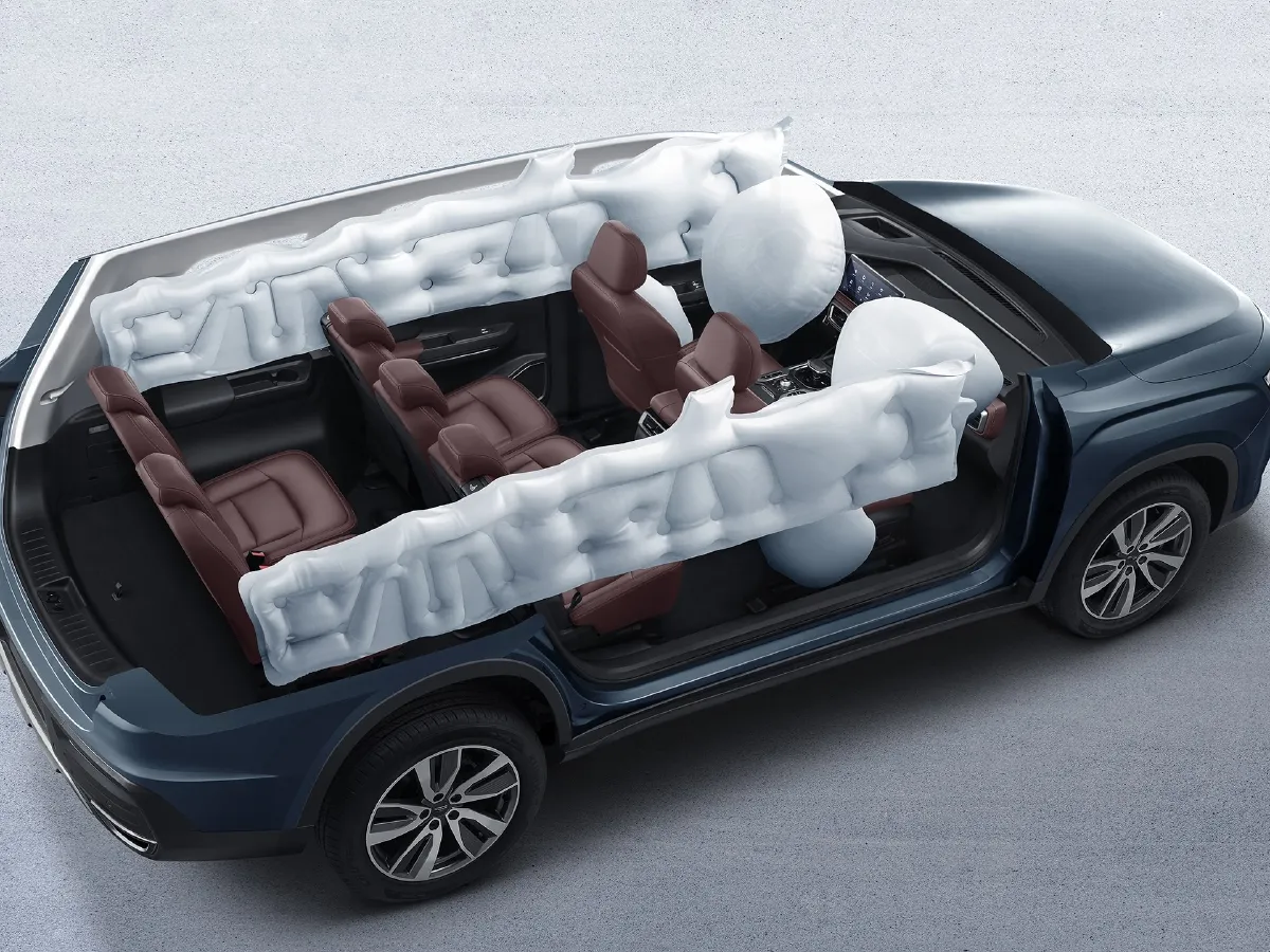 Geely Okavango,autocango,china used car exporter,china ev exporter,chinese used car exporter,chinese used ev exporter