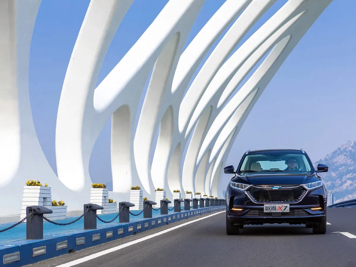 2021 ChangAn Oshan X7 1.5T 178HP L4 6MT,autocango,china used car exporter,china ev exporter,chinese used car exporter,chinese used ev exporter