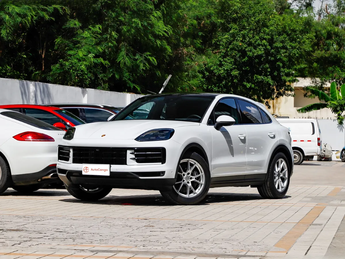 Porsche Cayenne,autocango,china used car exporter,china ev exporter,chinese used car exporter,chinese used ev exporter