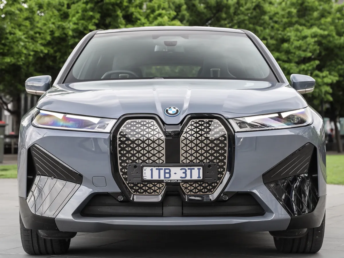 BMW iX,autocango,china used car exporter,china ev exporter,chinese used car exporter,chinese used ev exporter