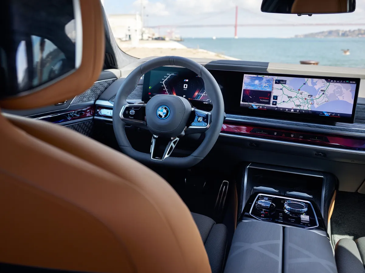 BMW i7,autocango,china used car exporter,china ev exporter,chinese used car exporter,chinese used ev exporter