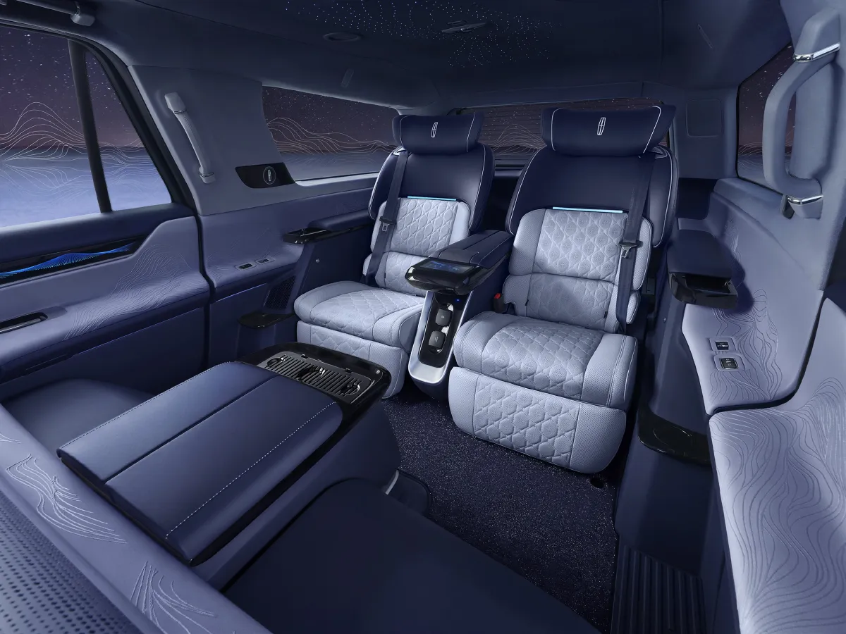 Lincoln Navigator One,autocango,china used car exporter,china ev exporter,chinese used car exporter,chinese used ev exporter