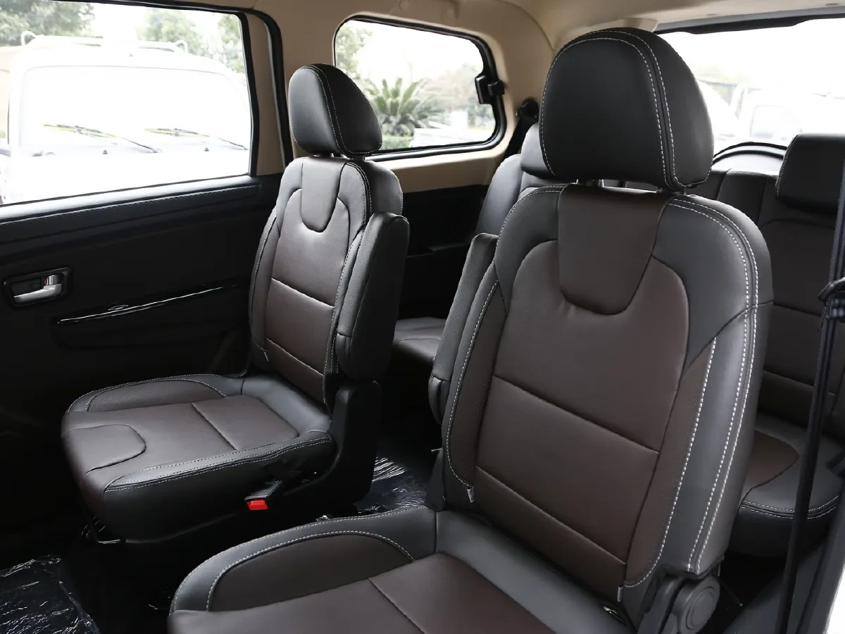 DongFeng Fengon Fengon 330,autocango,china used car exporter,china ev exporter,chinese used car exporter,chinese used ev exporter