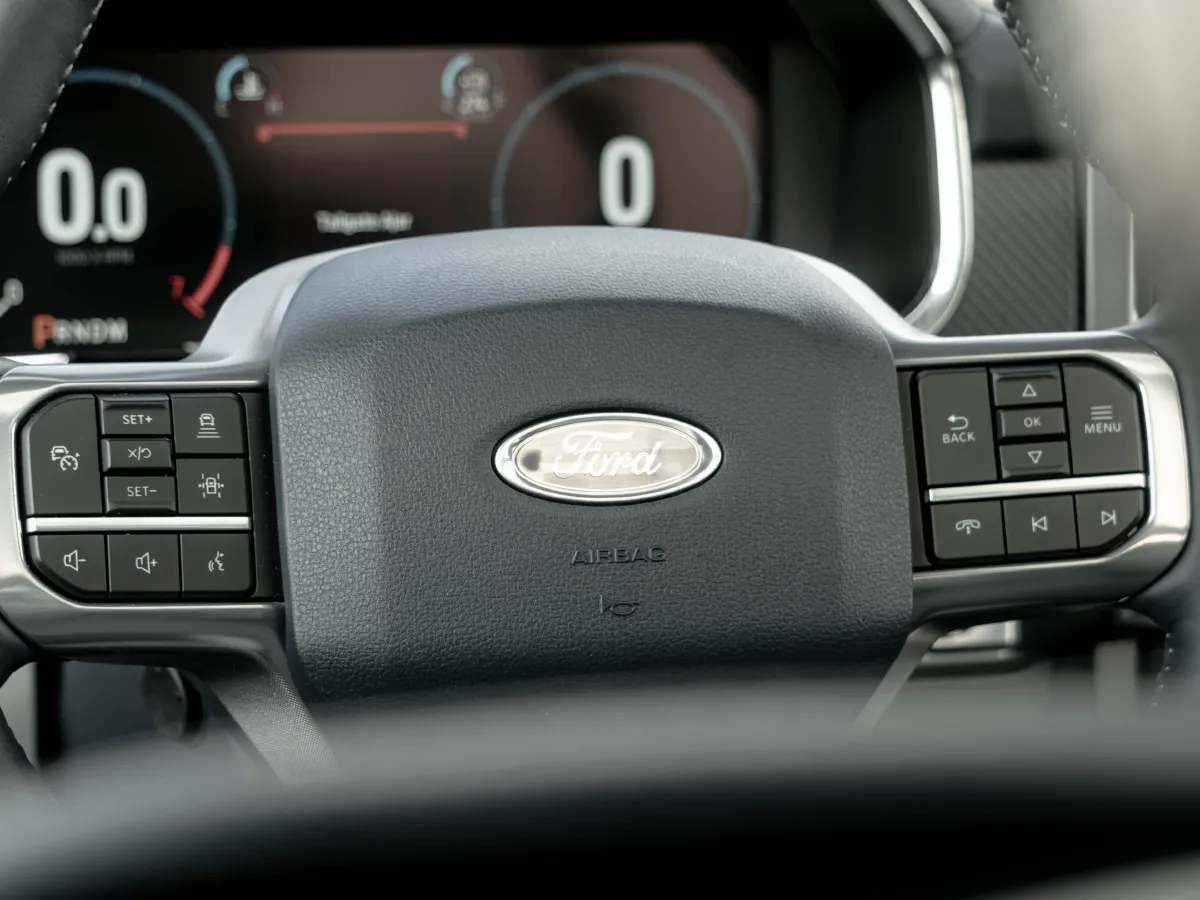 Ford F-150,autocango,china used car exporter,china ev exporter,chinese used car exporter,chinese used ev exporter