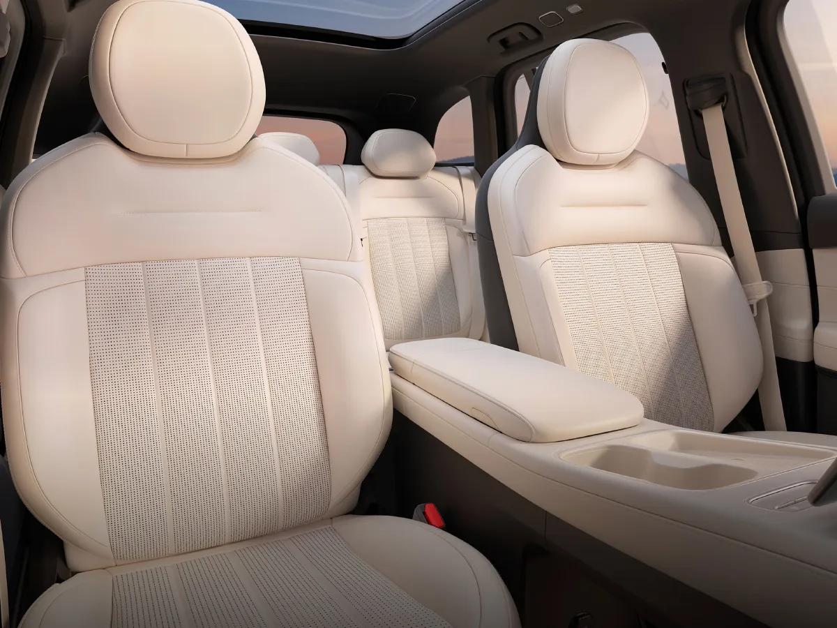 NIO ES6,autocango,china used car exporter,china ev exporter,chinese used car exporter,chinese used ev exporter