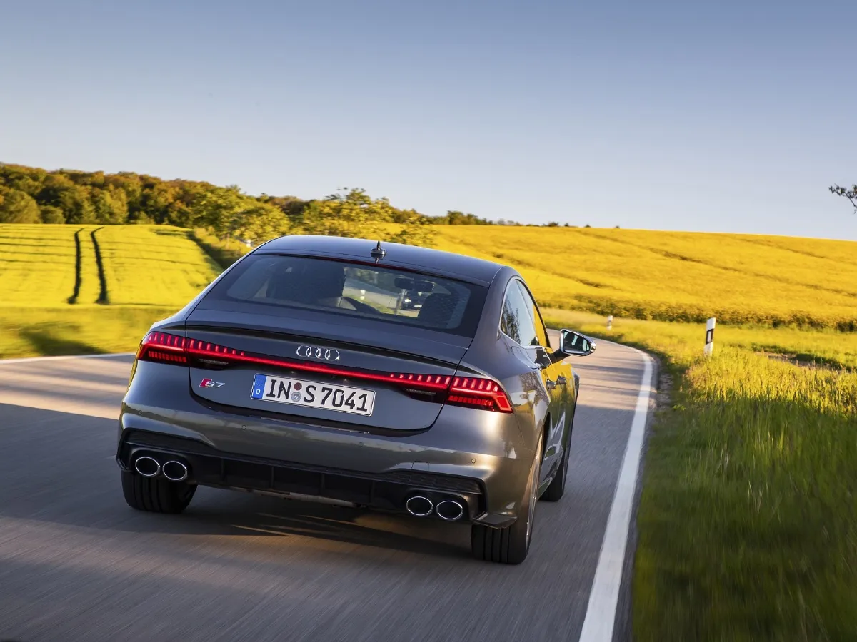 Audi S7,autocango,china used car exporter,china ev exporter,chinese used car exporter,chinese used ev exporter