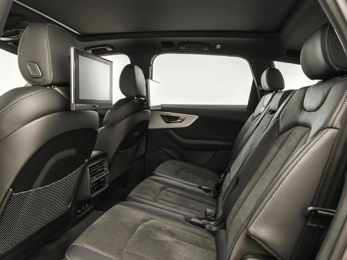 Audi Q7,autocango,china used car exporter,china ev exporter,chinese used car exporter,chinese used ev exporter