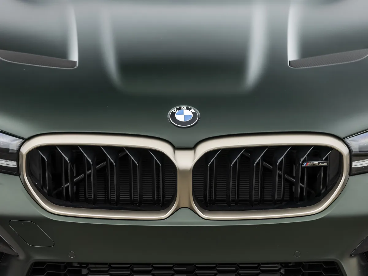 2012 BMW M5 4.4T 560HP V8 7DCT,autocango,china used car exporter,china ev exporter,chinese used car exporter,chinese used ev exporter