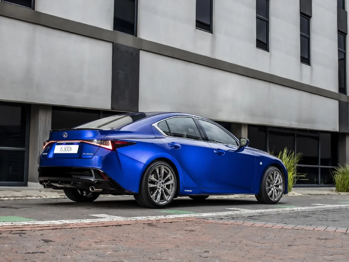 Lexus IS,autocango,china used car exporter,china ev exporter,chinese used car exporter,chinese used ev exporter