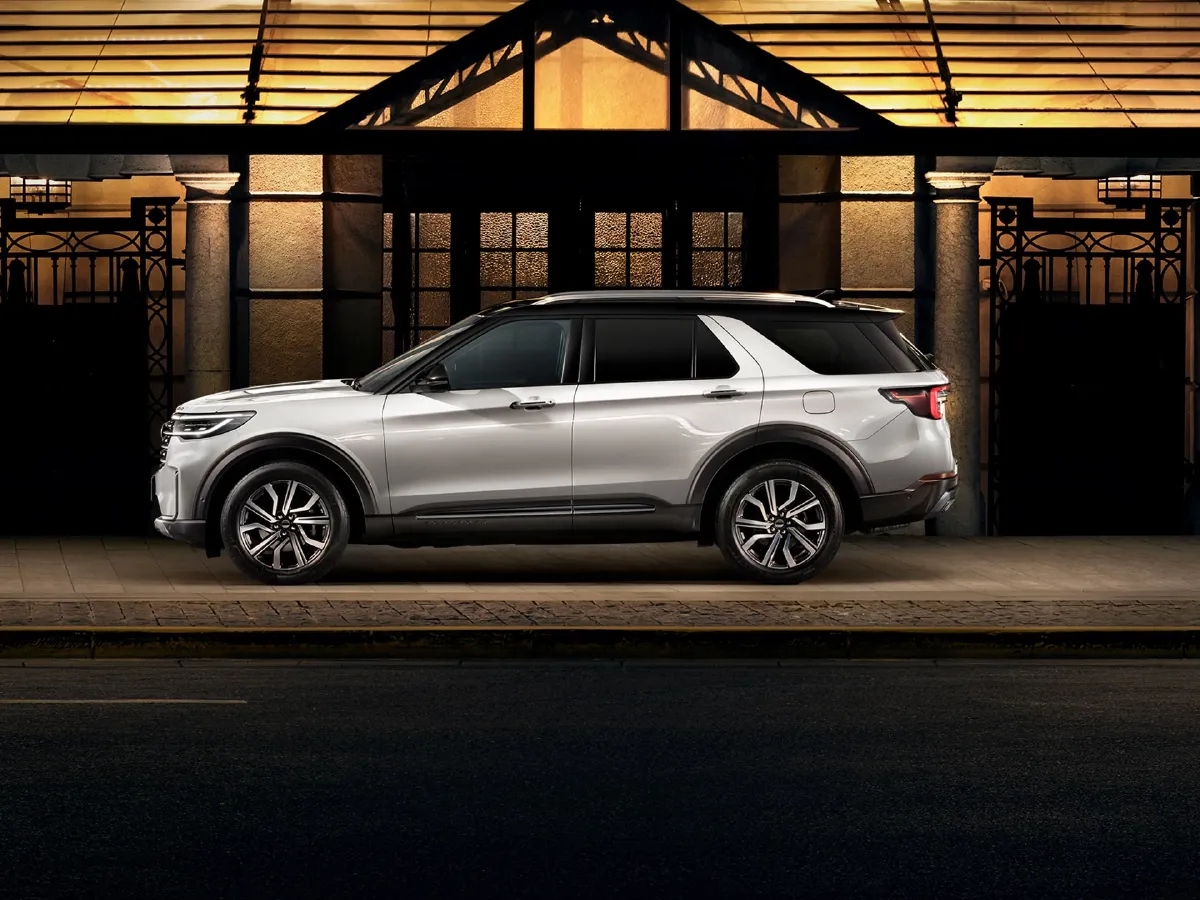 Ford Explorer,autocango,china used car exporter,china ev exporter,chinese used car exporter,chinese used ev exporter