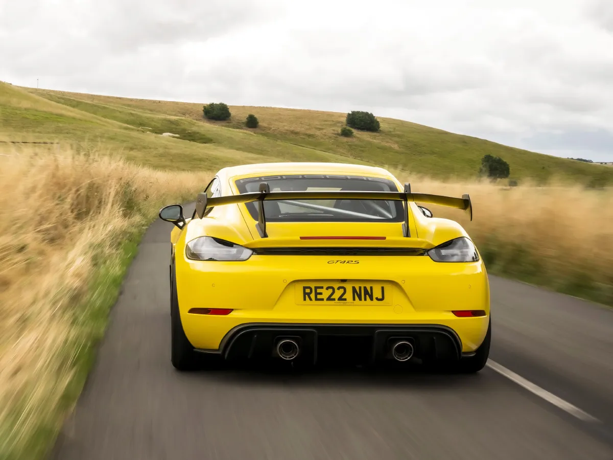 Porsche 718,autocango,china used car exporter,china ev exporter,chinese used car exporter,chinese used ev exporter