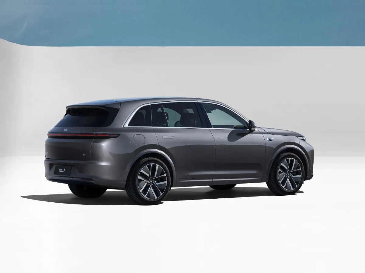 Li L7,autocango,china used car exporter,china ev exporter,chinese used car exporter,chinese used ev exporter