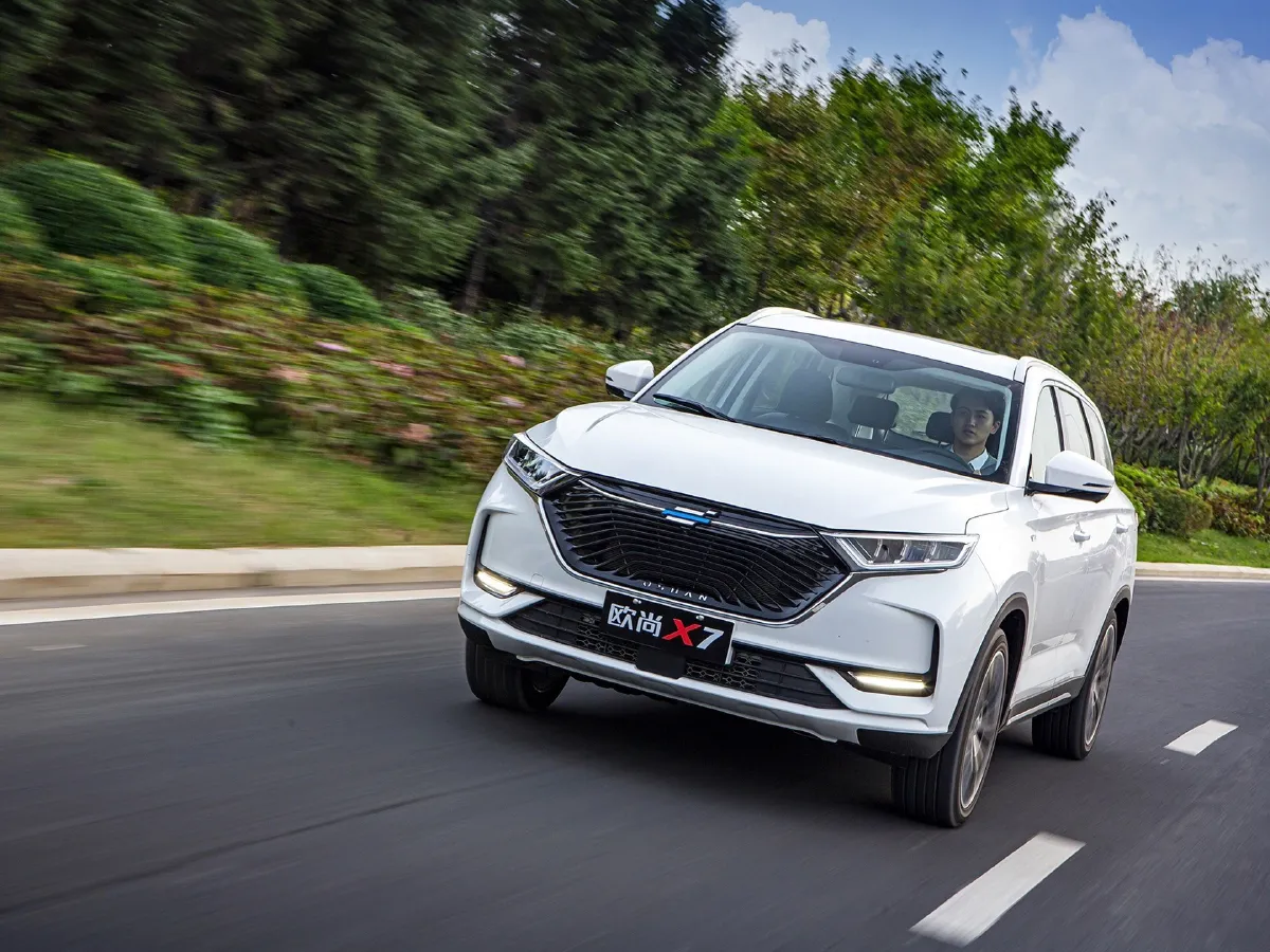 2021 ChangAn Oshan X7 1.5T 178HP L4 6MT,autocango,china used car exporter,china ev exporter,chinese used car exporter,chinese used ev exporter