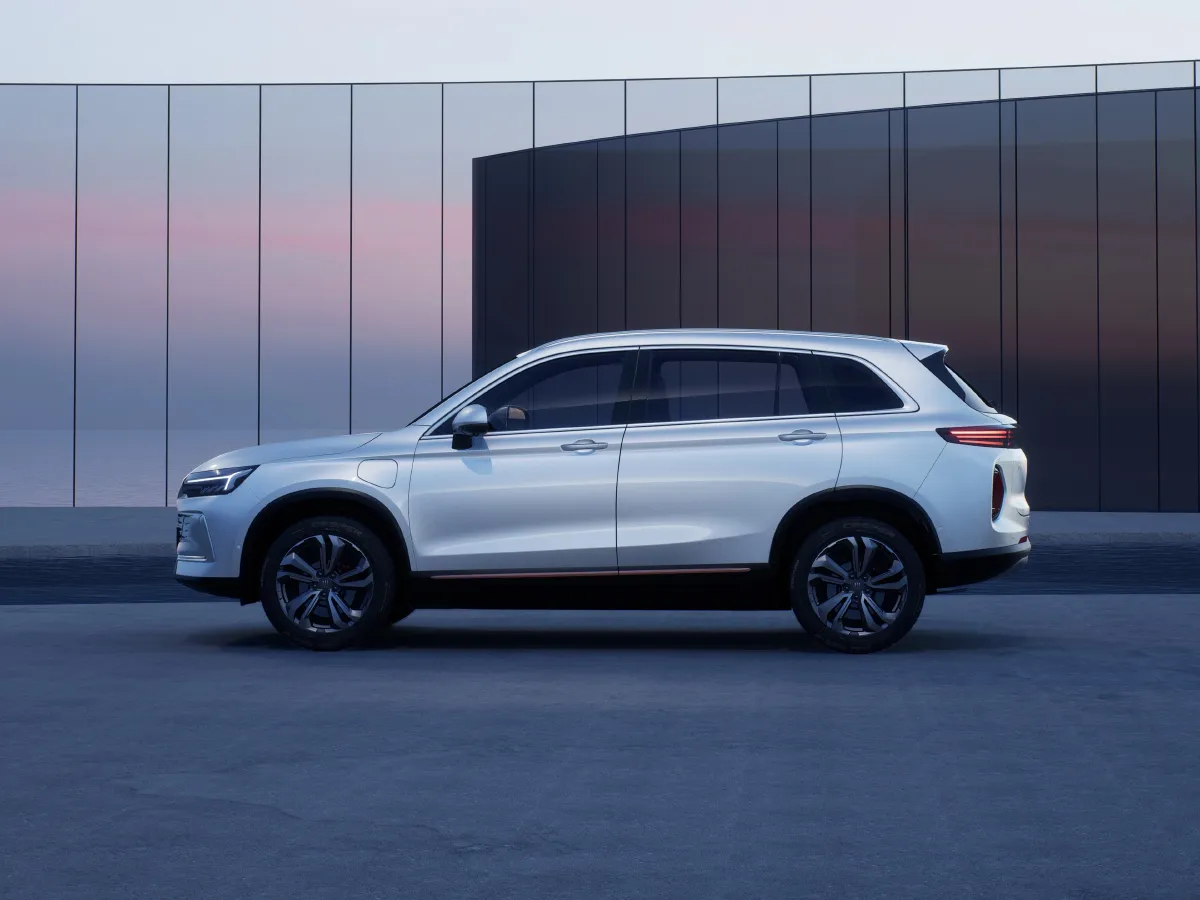 Skyworth HT-i,autocango,china used car exporter,china ev exporter,chinese used car exporter,chinese used ev exporter Skyworth HT-i,autocango,china used car exporter,china ev exporter,chinese used car exporter,chinese used ev exporter