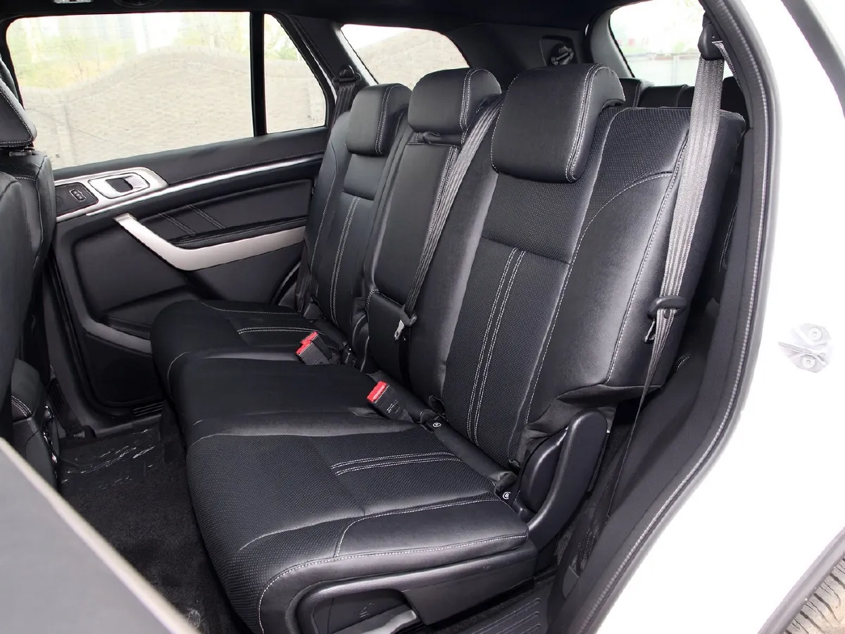 Ford Everest,autocango,china used car exporter,china ev exporter,chinese used car exporter,chinese used ev exporter