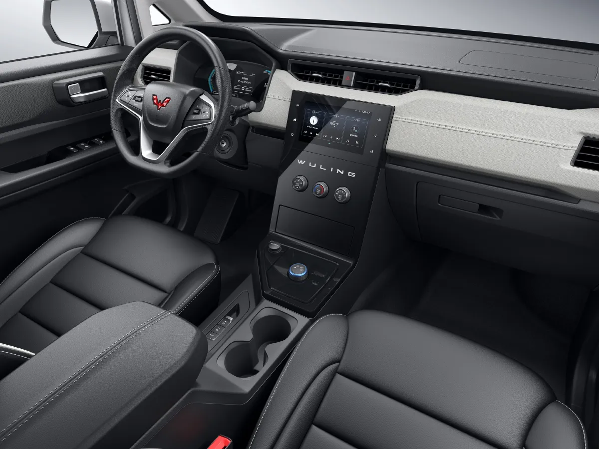 WuLing ZhengChen,autocango,china used car exporter,china ev exporter,chinese used car exporter,chinese used ev exporter