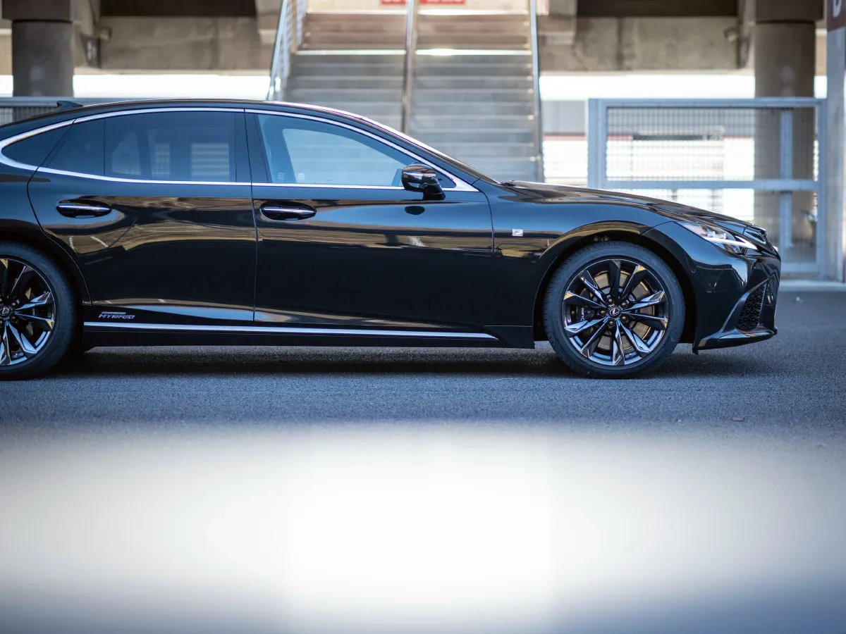 2020 Lexus LS 3.5L 299HP V6 E-CVT Hybrid,autocango,china used car exporter,china ev exporter,chinese used car exporter,chinese used ev exporter