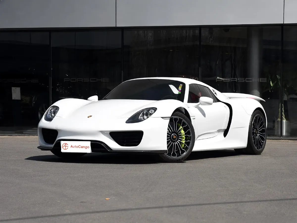 Porsche 918 Spyder,autocango,china used car exporter,china ev exporter,chinese used car exporter,chinese used ev exporter