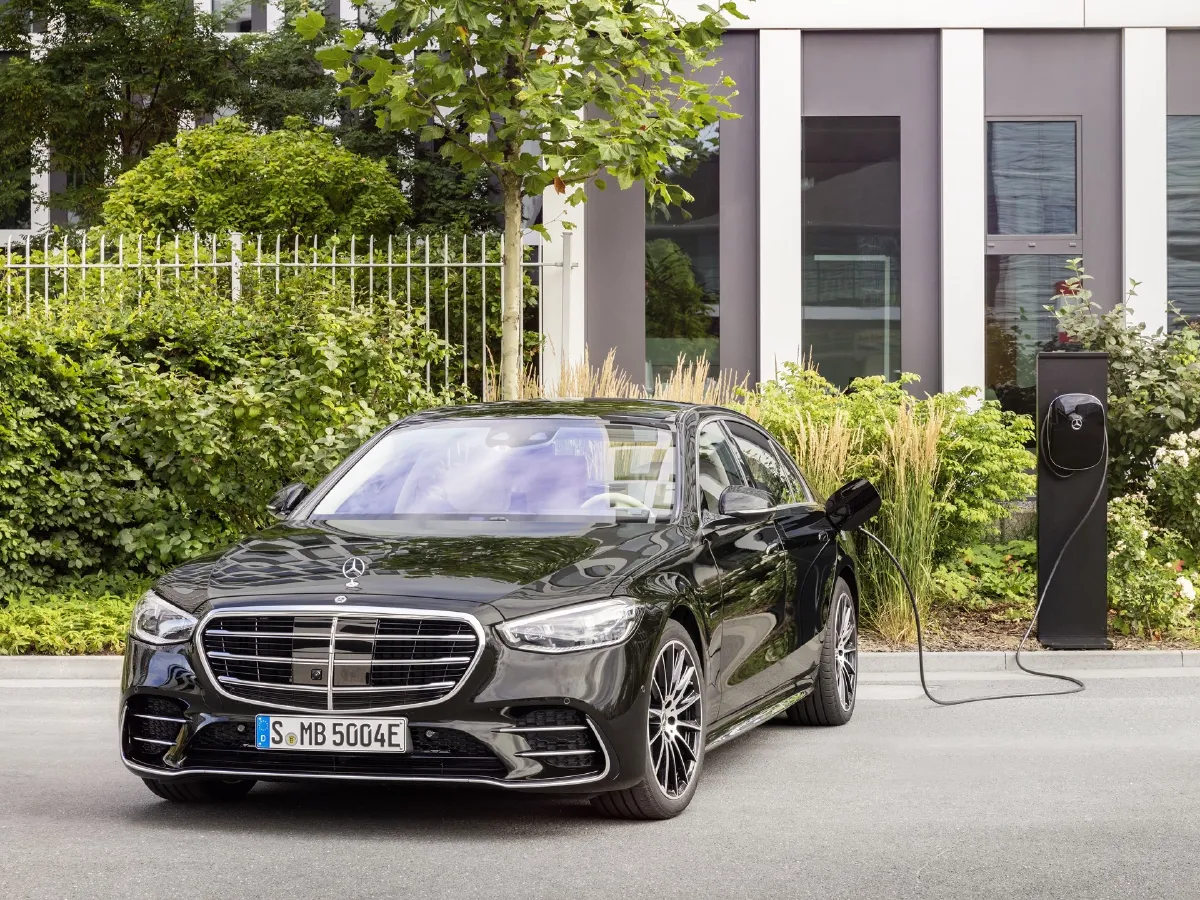 Mercedes-Benz S Class,autocango,china used car exporter,china ev exporter,chinese used car exporter,chinese used ev exporter