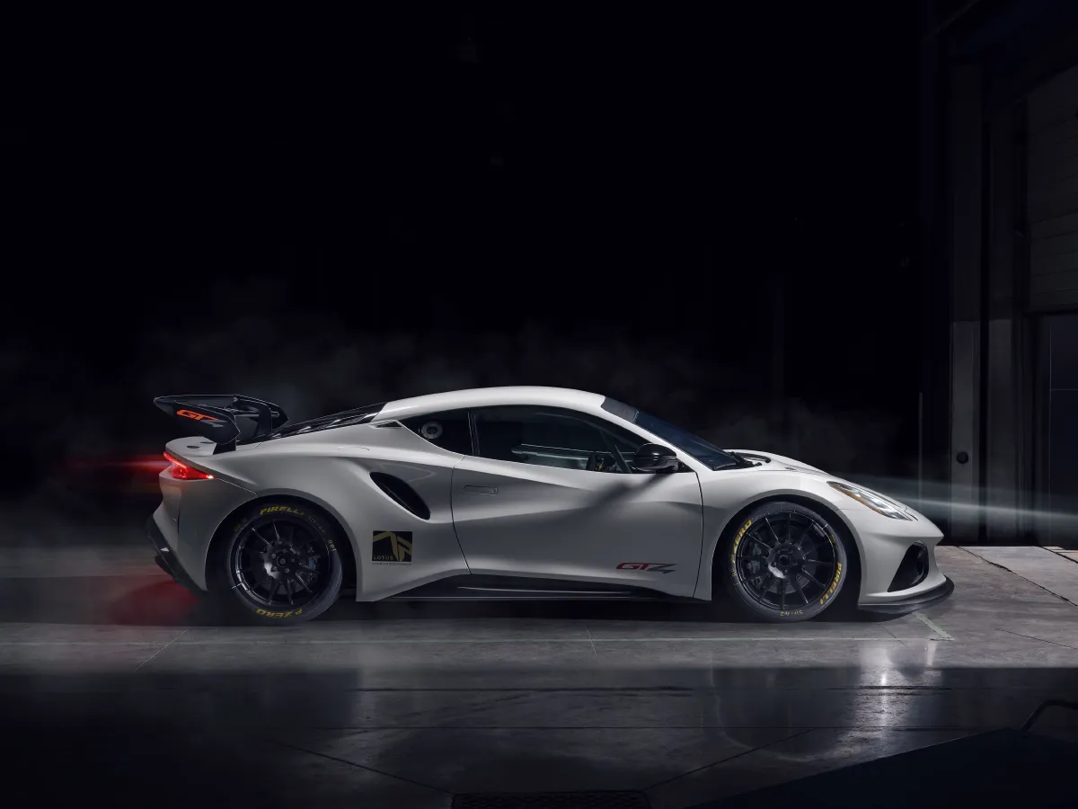 Lotus EMIRA,autocango,china used car exporter,china ev exporter,chinese used car exporter,chinese used ev exporter